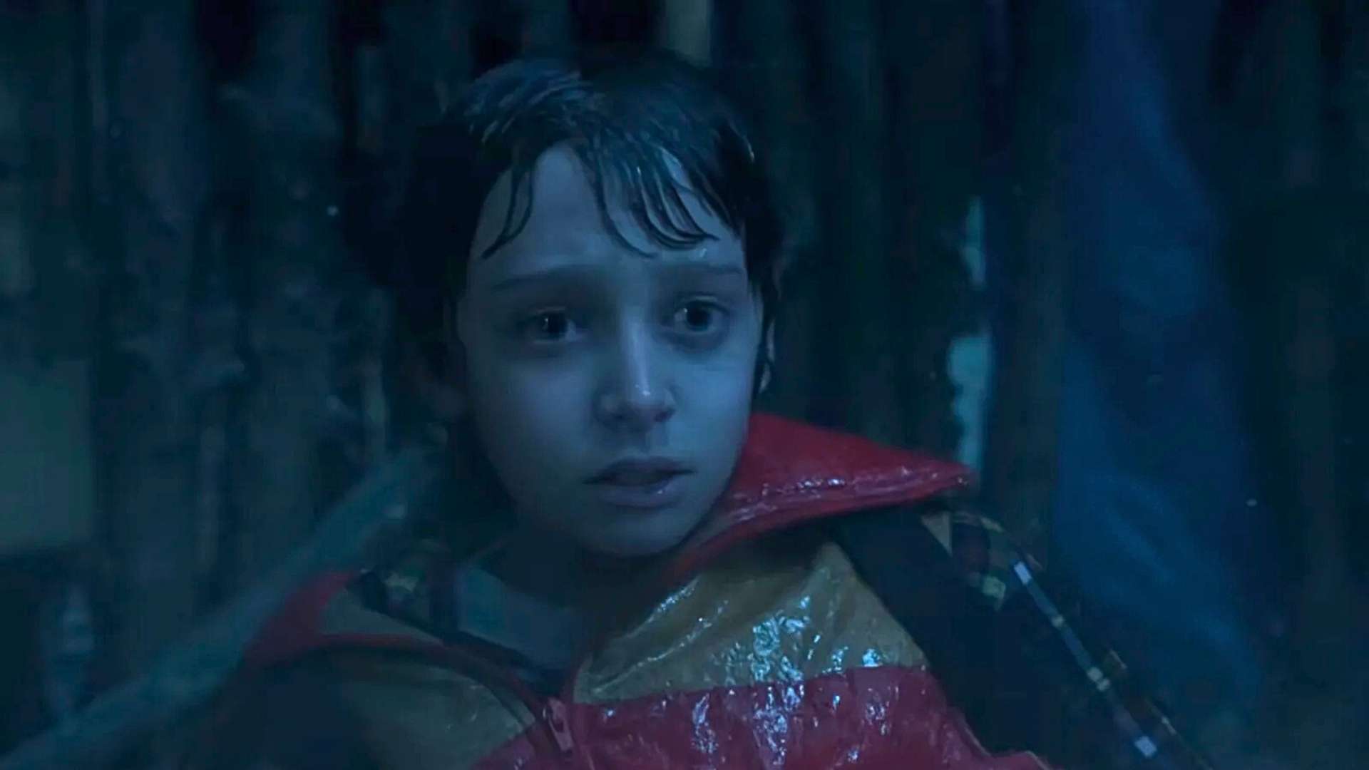 Noah Schnapp Wasn’t Featured In The Stranger Things Season 1 Opening Credits - Stranger Things Season 1 Credits Details