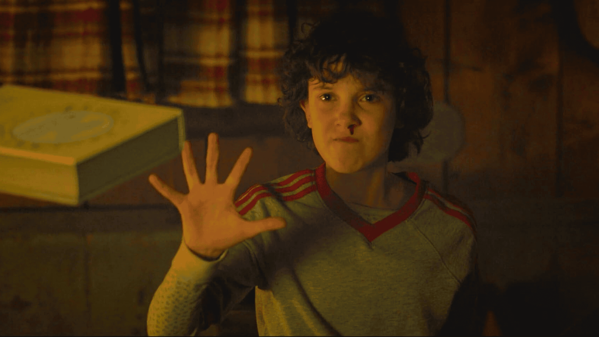 Stranger Things Mille Bobby Brown Praised For Professionalism As A Child Actor - Stranger Things Millie Bobby Brown Professionalism